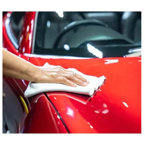 Cera Líquida Automotiva de Alto Brilho e Proteção